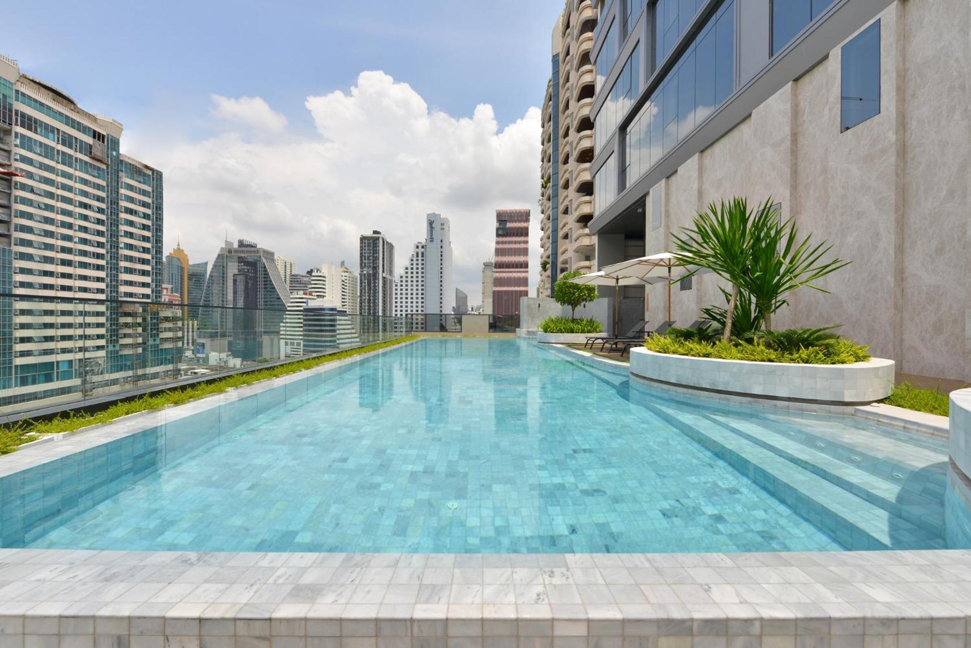 Gm Estate Hotel And Executive Apartments Sukhumvit 20 Бангкок Экстерьер фото