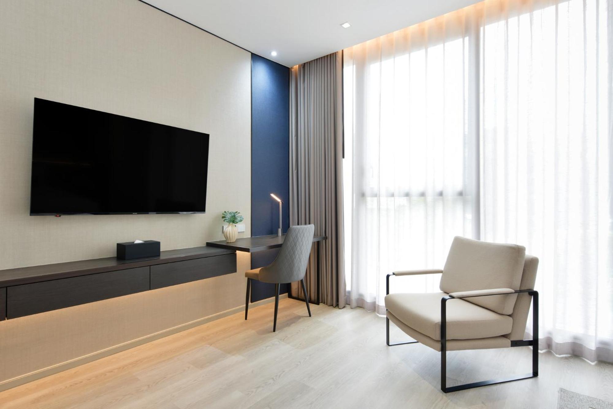 Gm Estate Hotel And Executive Apartments Sukhumvit 20 Бангкок Экстерьер фото
