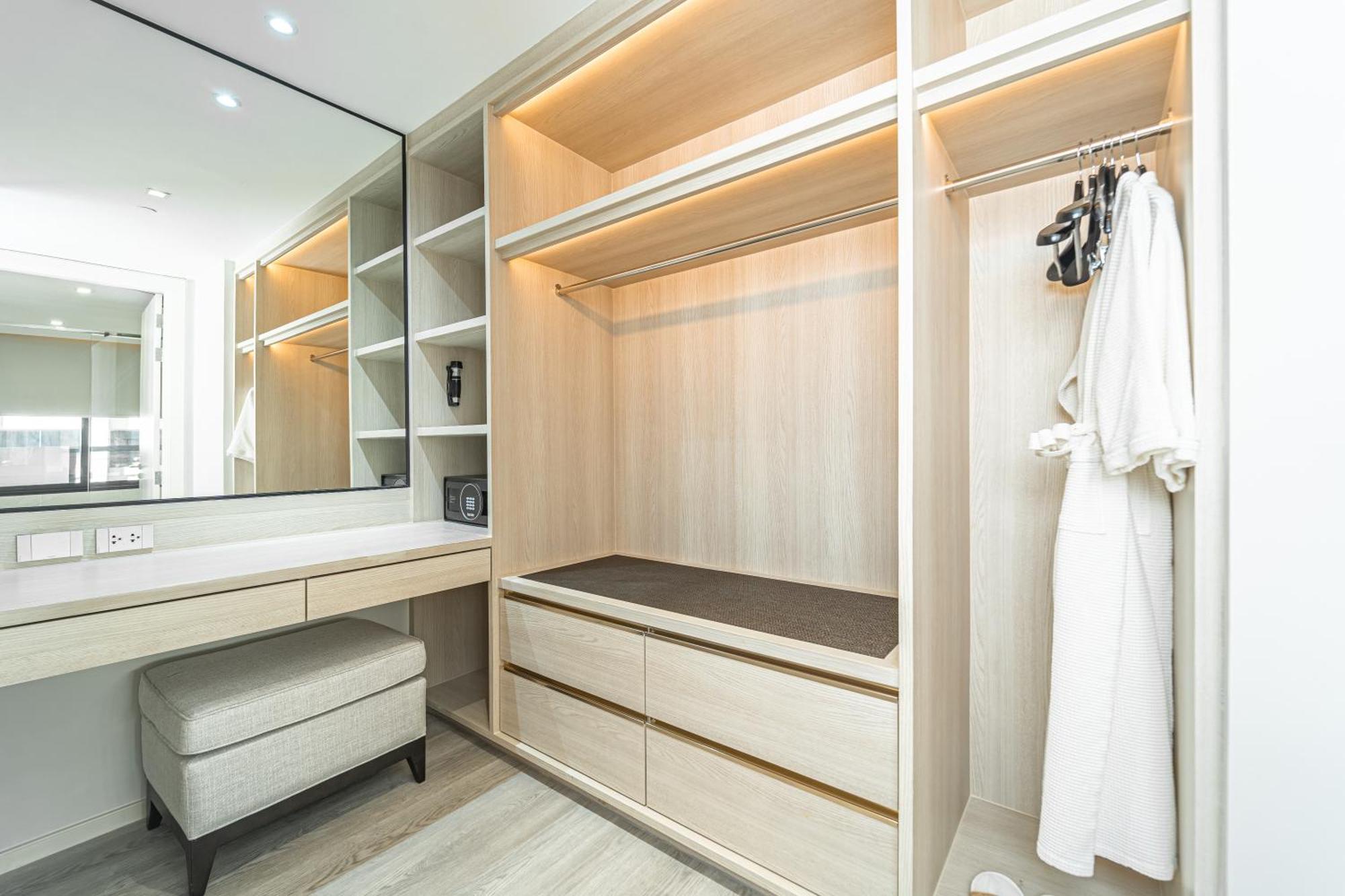 Gm Estate Hotel And Executive Apartments Sukhumvit 20 Бангкок Экстерьер фото