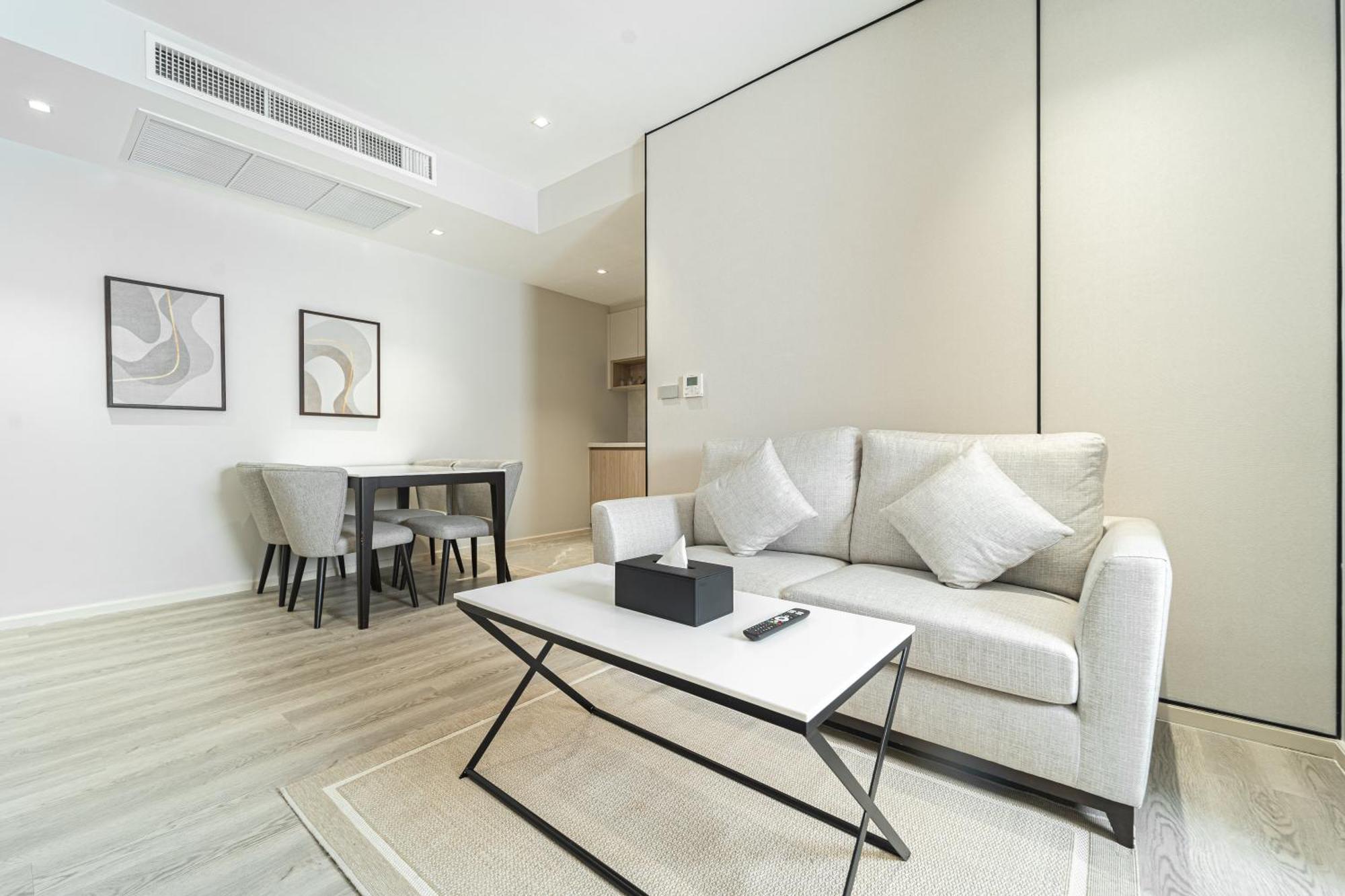 Gm Estate Hotel And Executive Apartments Sukhumvit 20 Бангкок Экстерьер фото