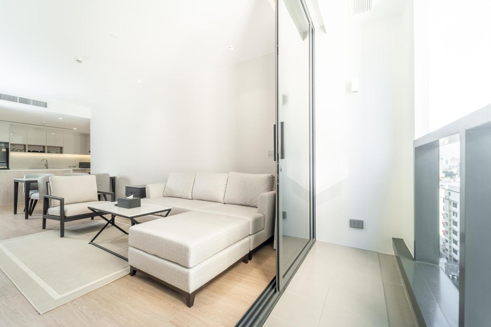 Gm Estate Hotel And Executive Apartments Sukhumvit 20 Бангкок Экстерьер фото